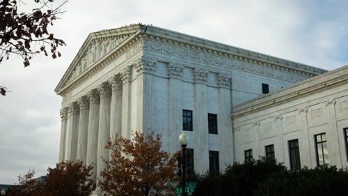 Supreme Court to Deliberate on Constitutionality of Disarming Felons